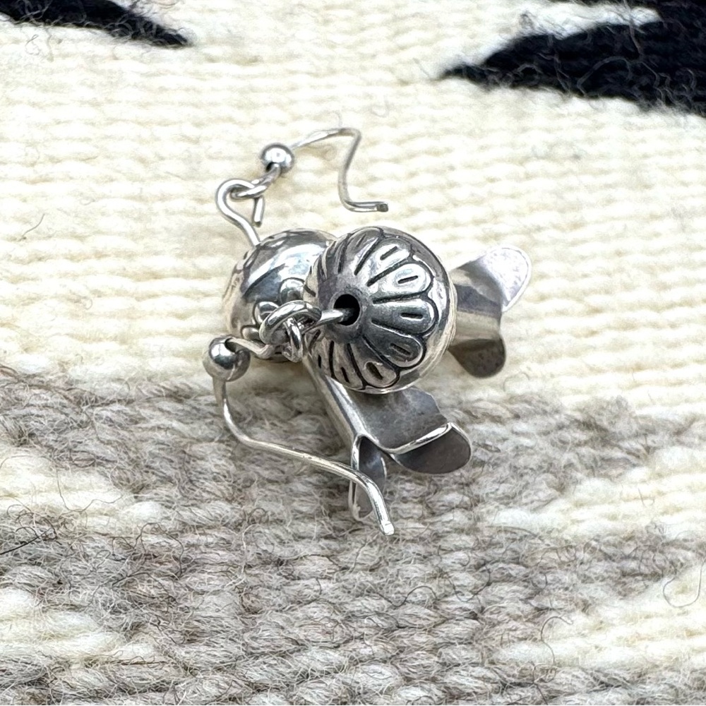 Navajo Native American Sterling Silver Stamped Navajo Pearl Dangle Earrings - Picture 2 of 2